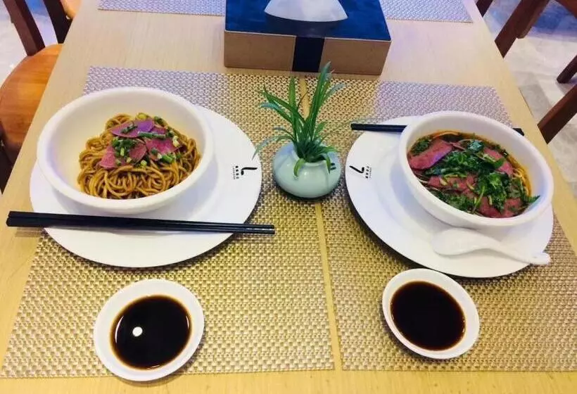 Lavande Hotel Xiantao Xintiandi International Plaza