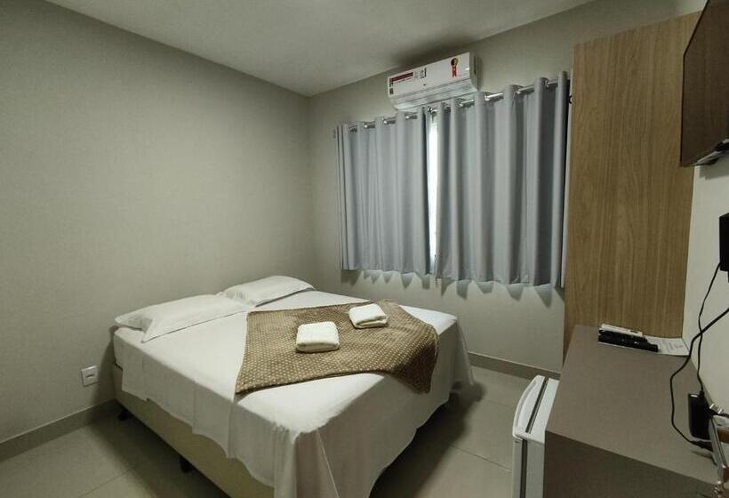 Pensão Capitólio Home Suítes