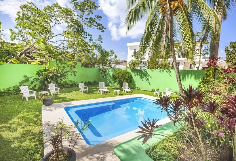 ユースホステル Kiin Cozumel