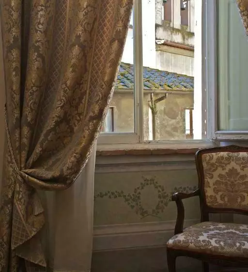 تختخواب و صبحانه Antica Residenza Cicogna