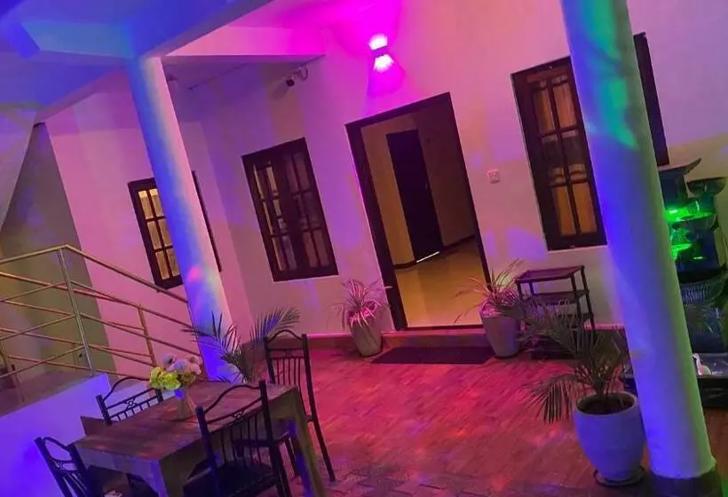 Hostel Lali Beach Villa