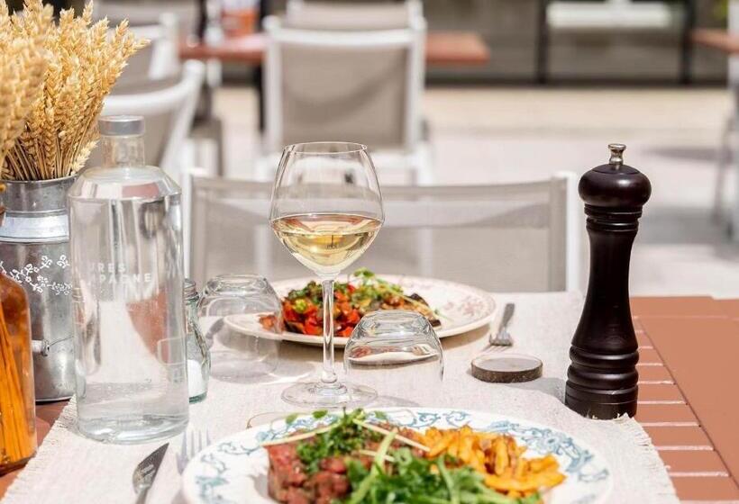 فندق Hôtel Demeures De Campagne Domaine De Maffliers   Paris Val D Oise