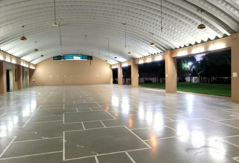 호텔 Topline Resort