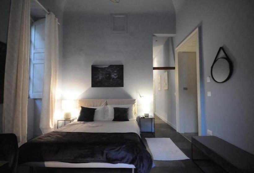 بنسيون I Principi Di Casador House