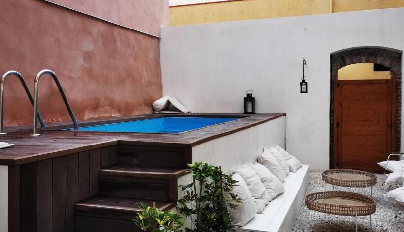 بنسيون I Principi Di Casador House