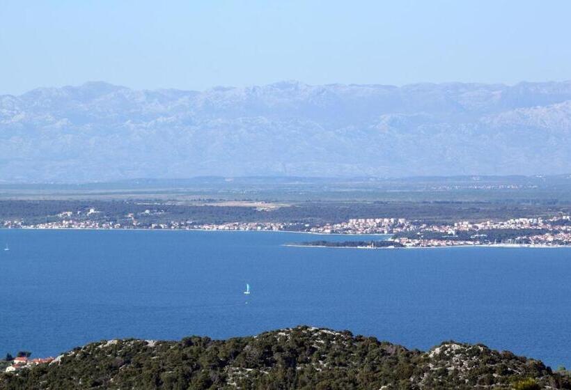 ペンション Single Room Zadar   Diklo 16023g