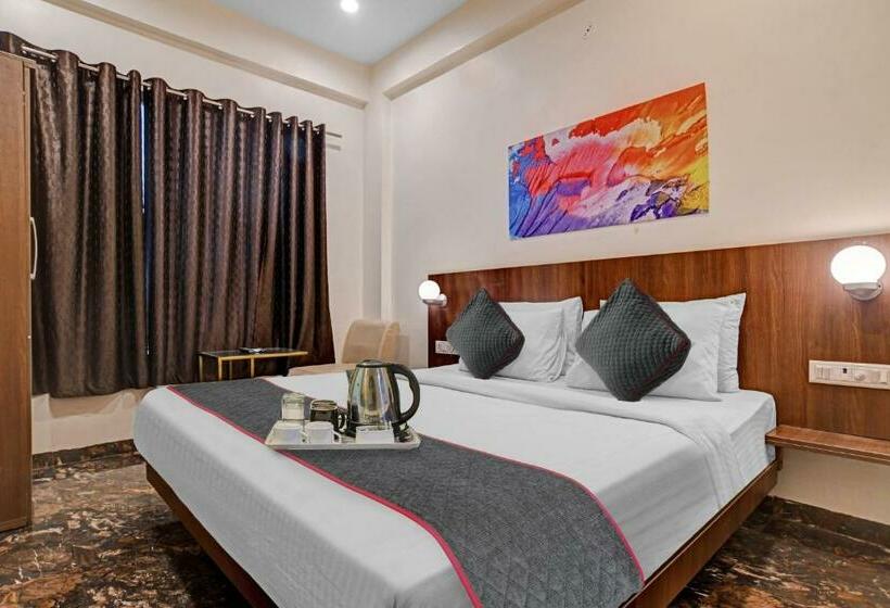 Hotel Super Townhouse Benchmark Vijay Nagar