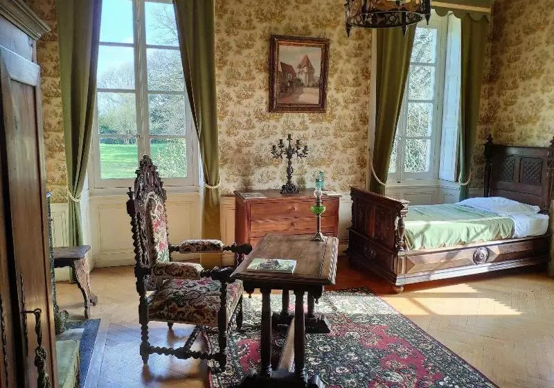 Aamiaismajoitus (B&B) Château De Saint Thomas