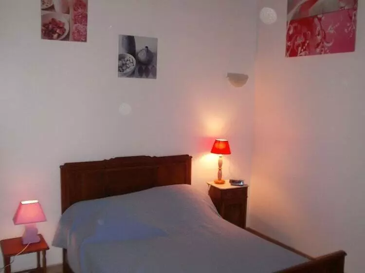 ベッドアンドブレックファースト La Halte Du Pelerin Chambres D Hôtes