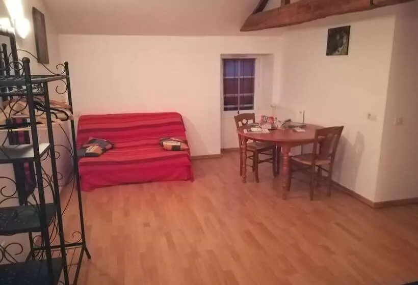 ベッドアンドブレックファースト La Halte Du Pelerin Chambres D Hôtes