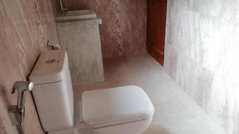 مبيت وإفطار Lake Paradise