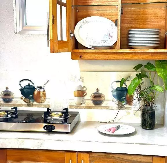 Aamiaismajoitus (B&B) Lake Paradise