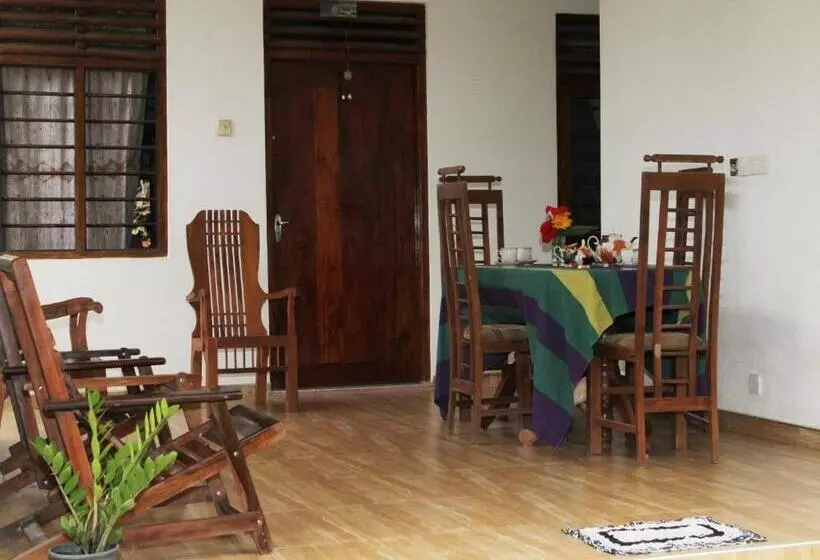 Aamiaismajoitus (B&B) Lake Paradise