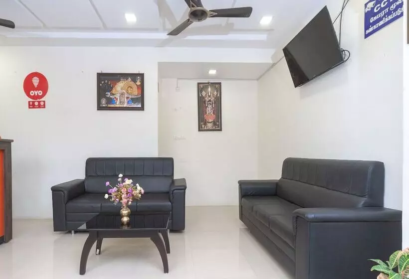 Hotelli Famous Residency By Oyo