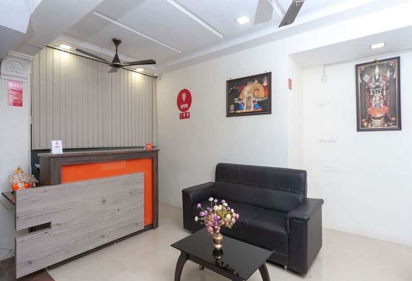 Hotel Famous Residency By Oyo