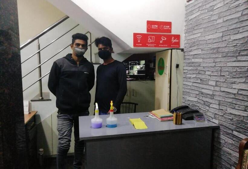 فندق Galaxy Grand