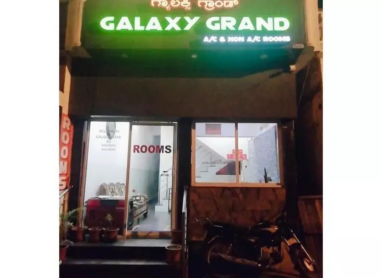 ホテル Galaxy Grand