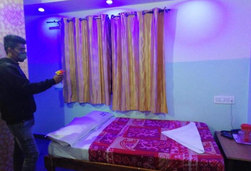 فندق Galaxy Grand