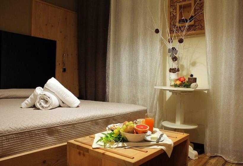 בית מלון כפרי Locanda Montegrappa