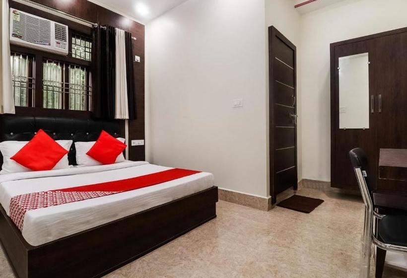 בית מלון כפרי Oyo 73844 Delight Residency