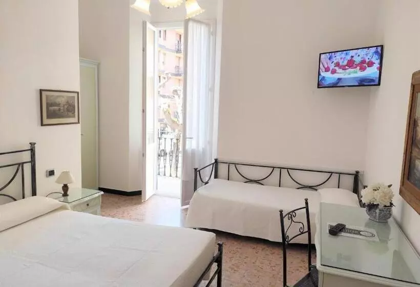 Hotelli Palace