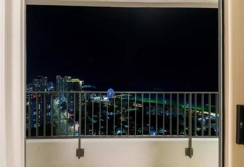 Hotelli The Blue Terra