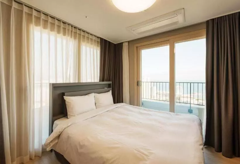 Hotelli The Blue Terra