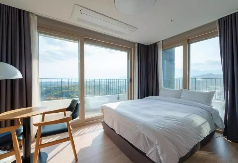 Hotelli The Blue Terra