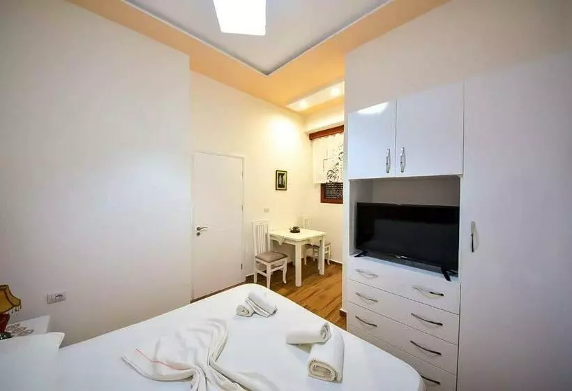 ホテル The Old Town Clock