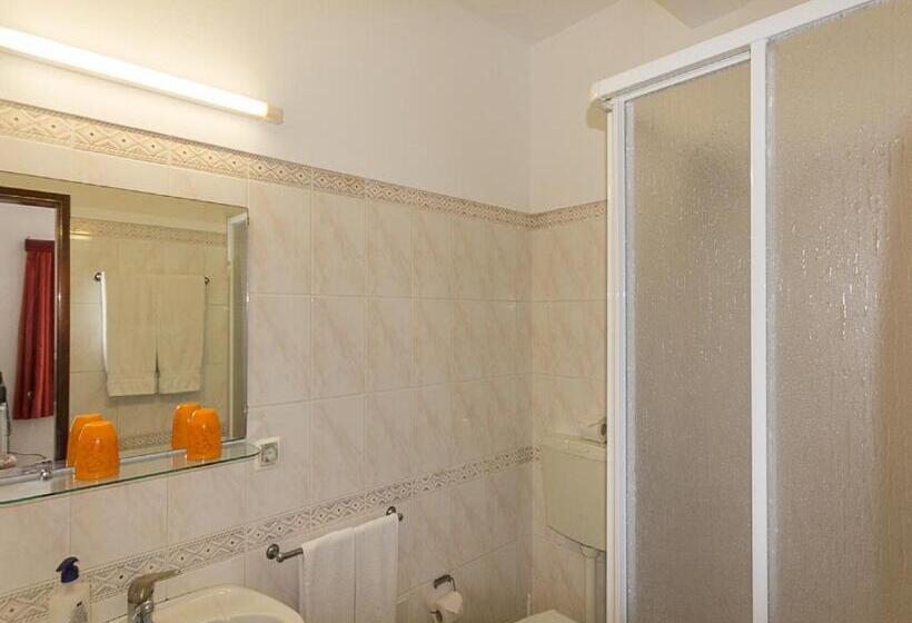 پانسیون Alojamento Mareta