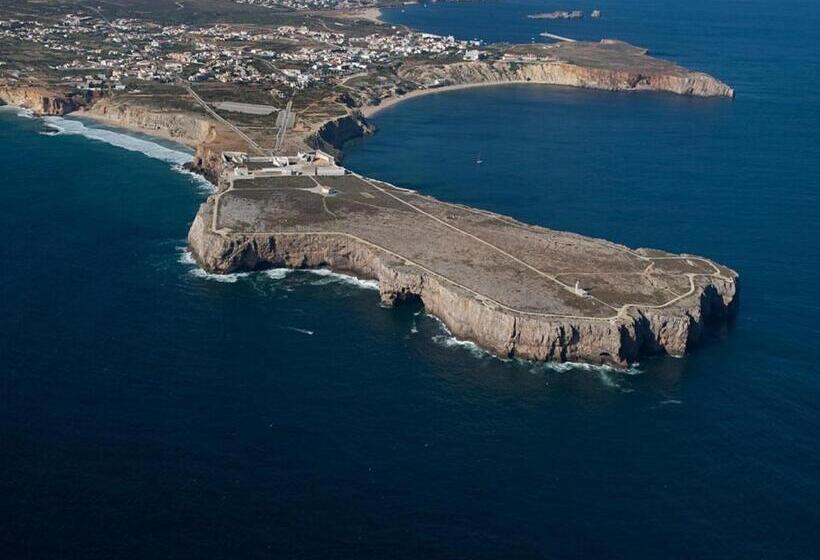 پانسیون Alojamento Mareta