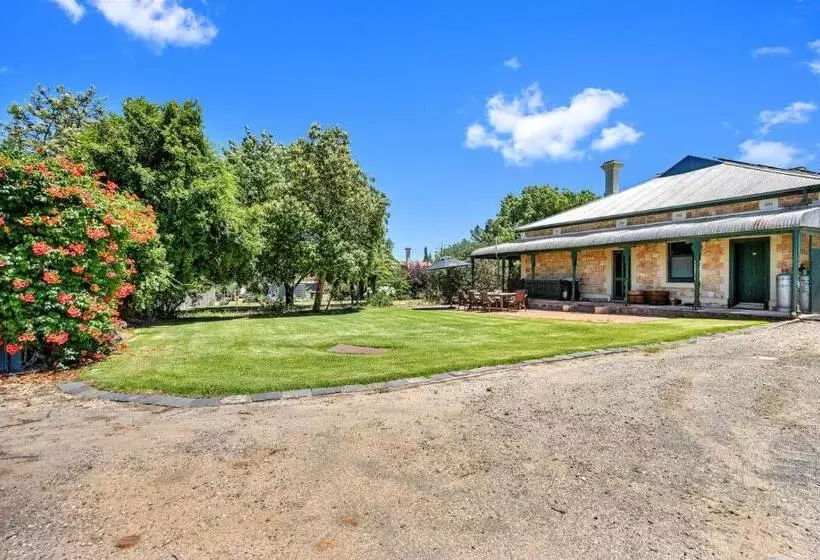 Majatalo Barossa Vineyard Guesthouse