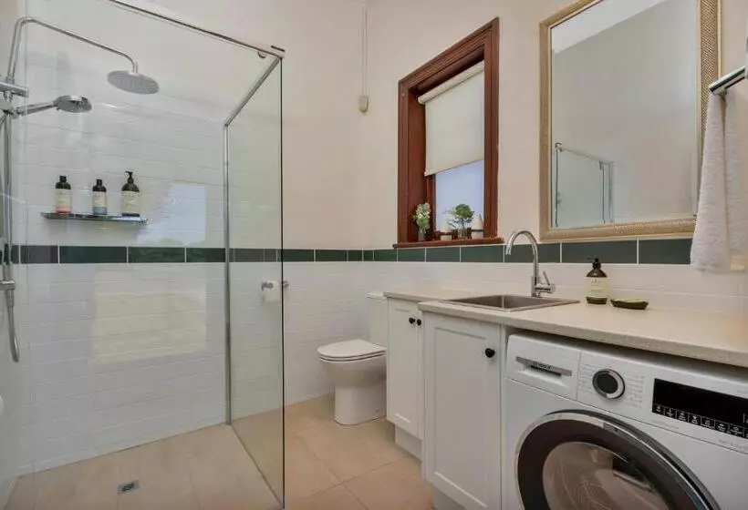 Majatalo Barossa Vineyard Guesthouse