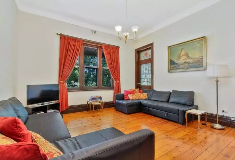 Majatalo Barossa Vineyard Guesthouse