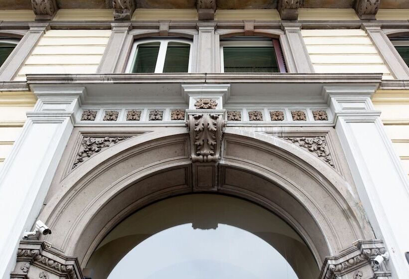 膳宿费 Daplace   Corso Monforte Suites