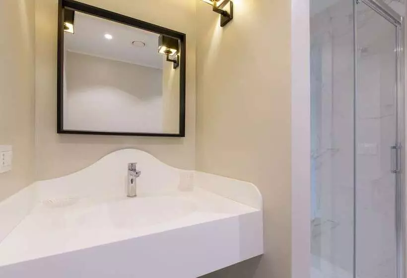 پانسیون Daplace   Corso Monforte Suites