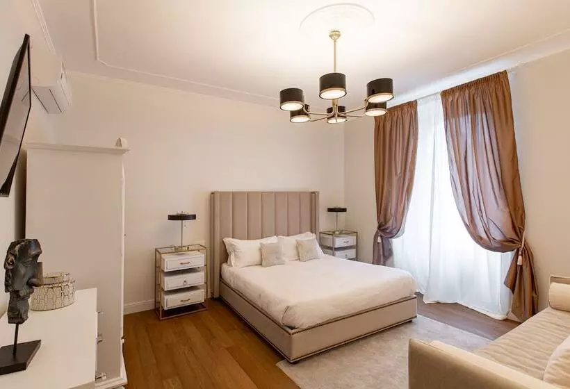 پانسیون Daplace   Corso Monforte Suites