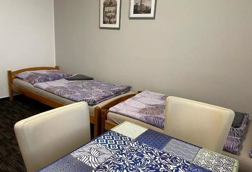 Majatalo četnická Stanice Hluboká