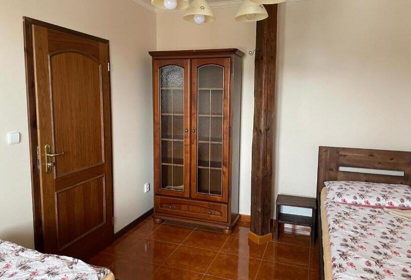 膳宿费 četnická Stanice Hluboká