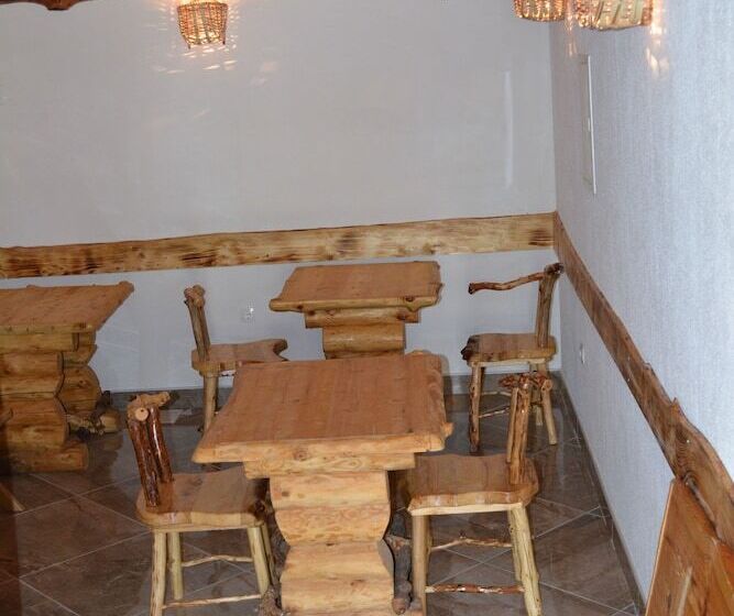 پانسیون Guest House Plitvice Waterfall