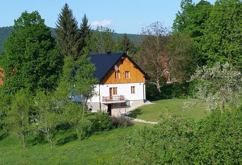 پانسیون Guest House Plitvice Waterfall