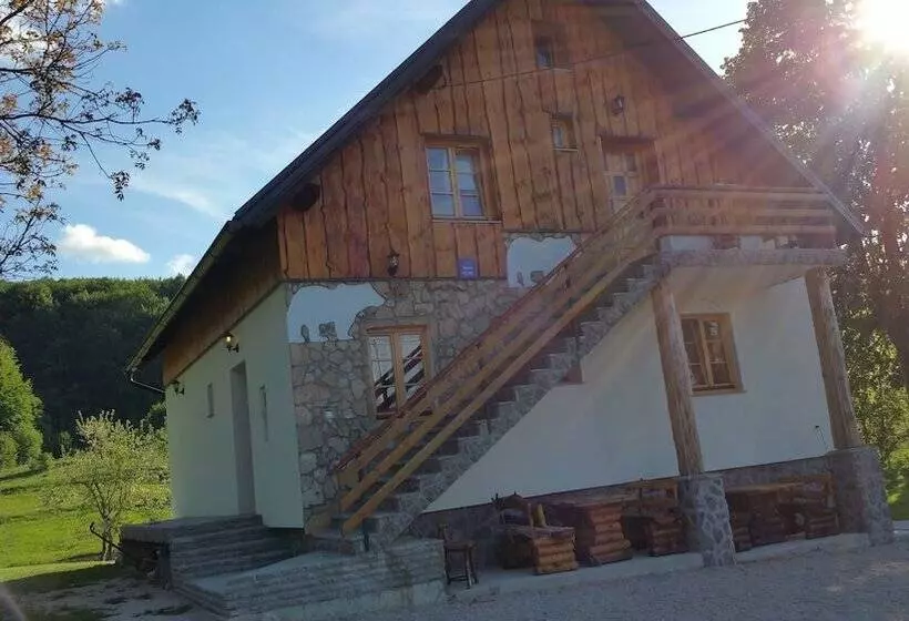 ペンション Guest House Plitvice Waterfall