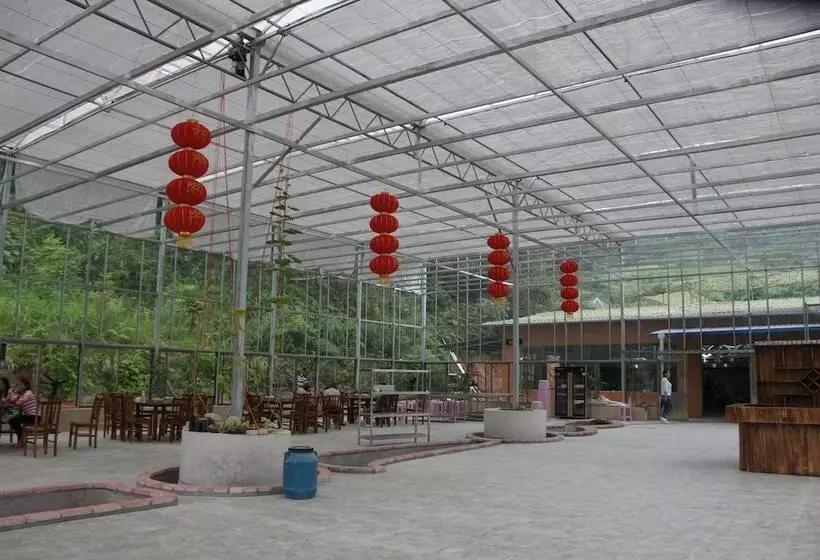 Lomakeskus Southeastern Flying Tiger Manor