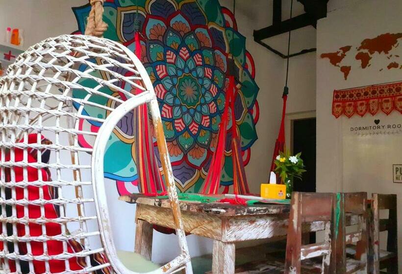 Hostel The Bodhi Tree Karimunjawa