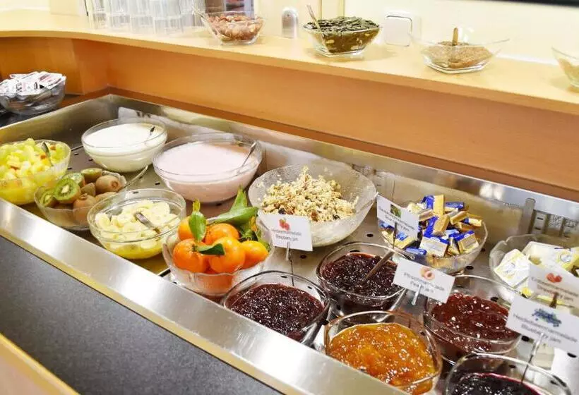 Aamiaismajoitus (B&B) Familienhotel Nahe Der Therme Erding