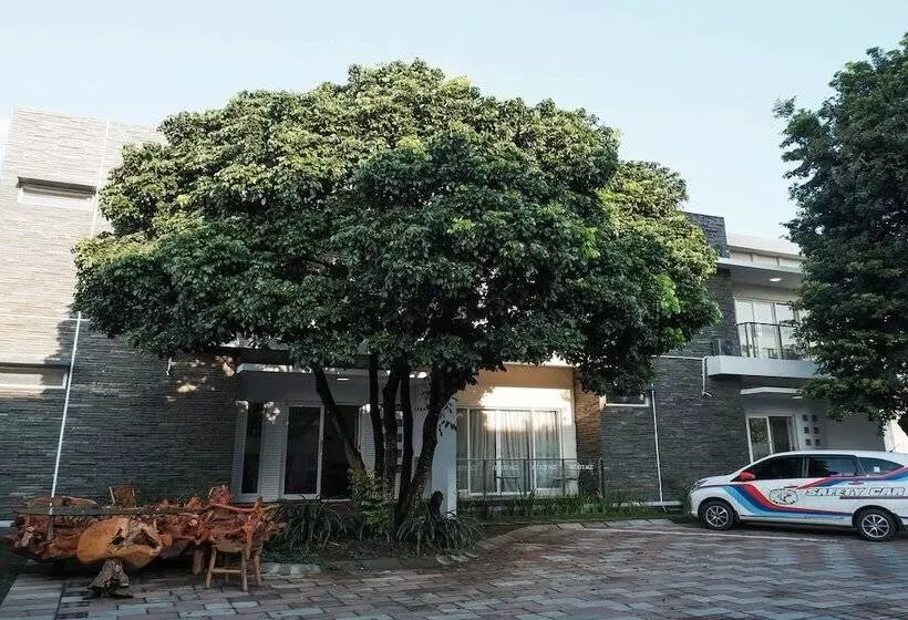 Heritage Hotel By Oyo Rooms