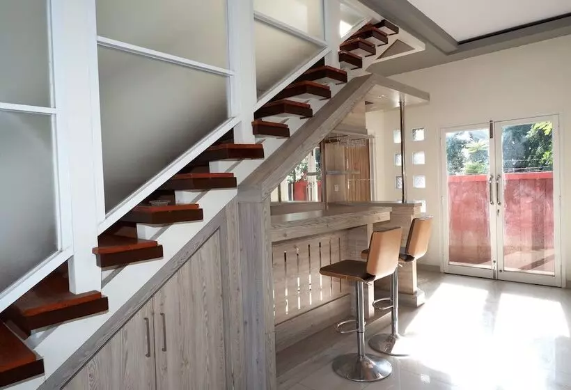 Heritage Hotel By Oyo Rooms