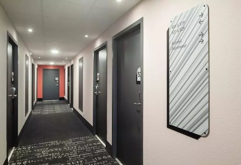 B&b Hotel Paris Porte De Bagnolet