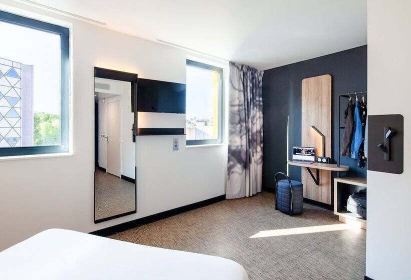 B&b Hotel Paris Porte De Bagnolet