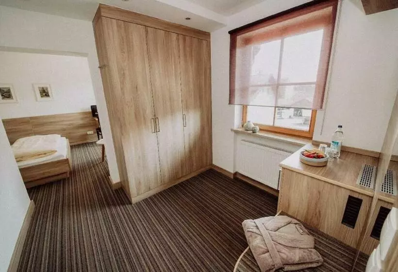 ホテル Haus Maria